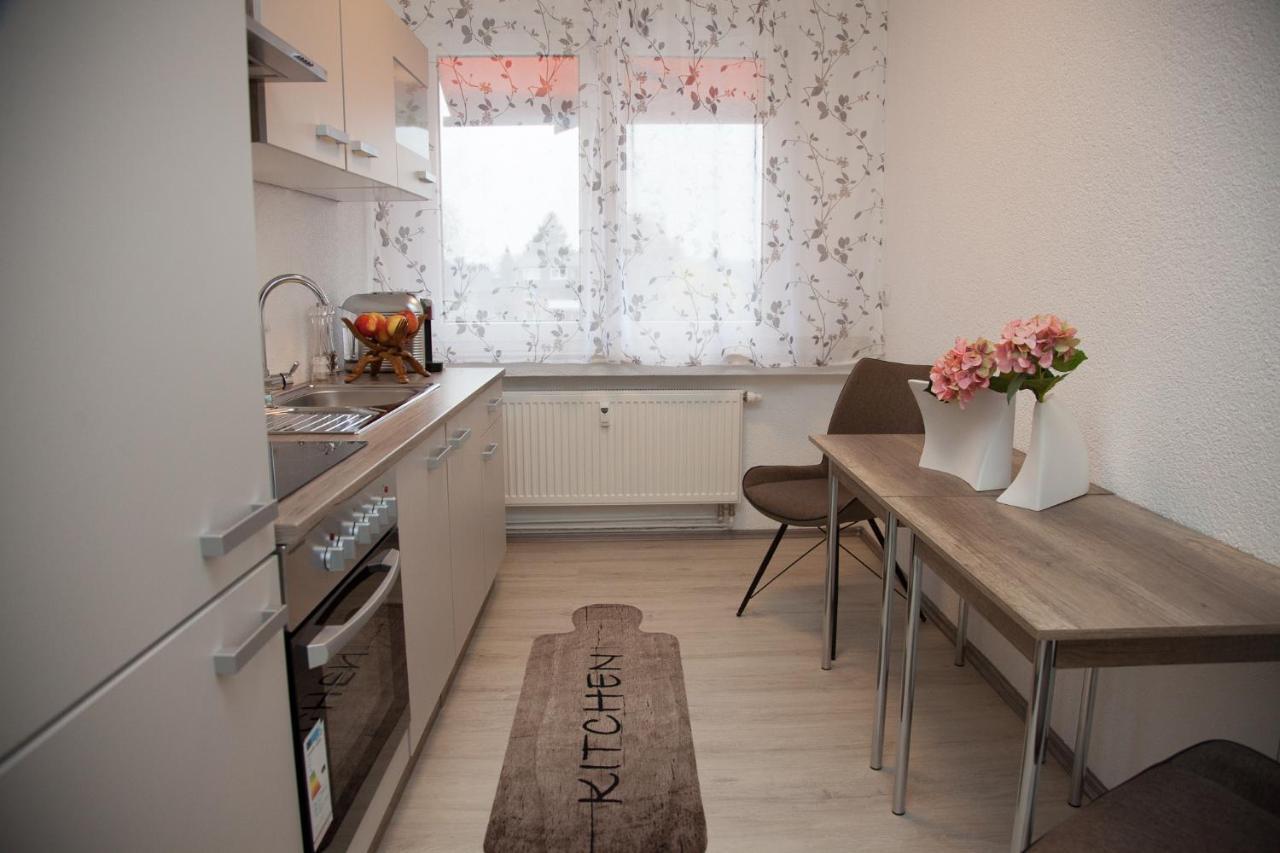 T&k Near Messe Fair Trade Duesseldorf Und Airport 2b Apartment *
